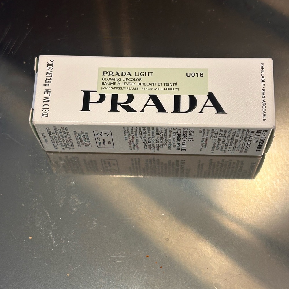 Prada Light Glowing Lipcolor - Cream